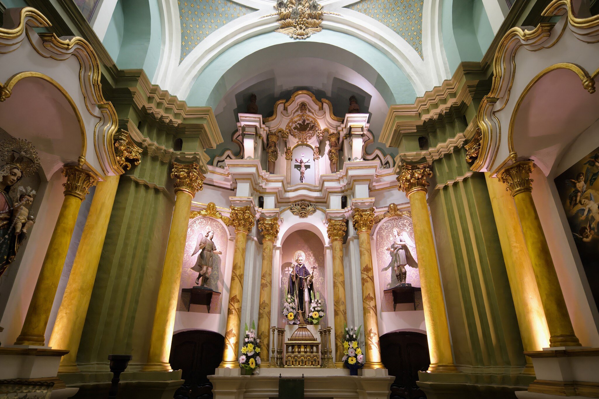 Lima, Peru – September 21, 2022 :  Basilica and Convent of Santo Domingo or Convent of the Holy Rosary, Chapel of Saint Martin de Porres, Lima, Peru, License Type: media, Download Time: 2026-06-24T17:01:29.000Z, User: LP_NZhan, Editorial: true, purchase_order: 65050 - Digital Destinations and Articles, job: App Content, client: Lonely Planet App, other: Nadine Zhan 