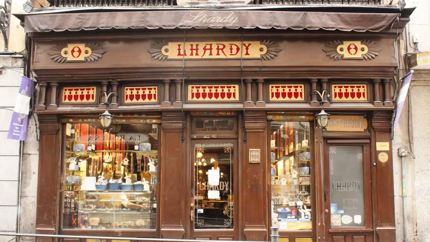 The entrance to Lhardy on Carrera de San Jerónimo.