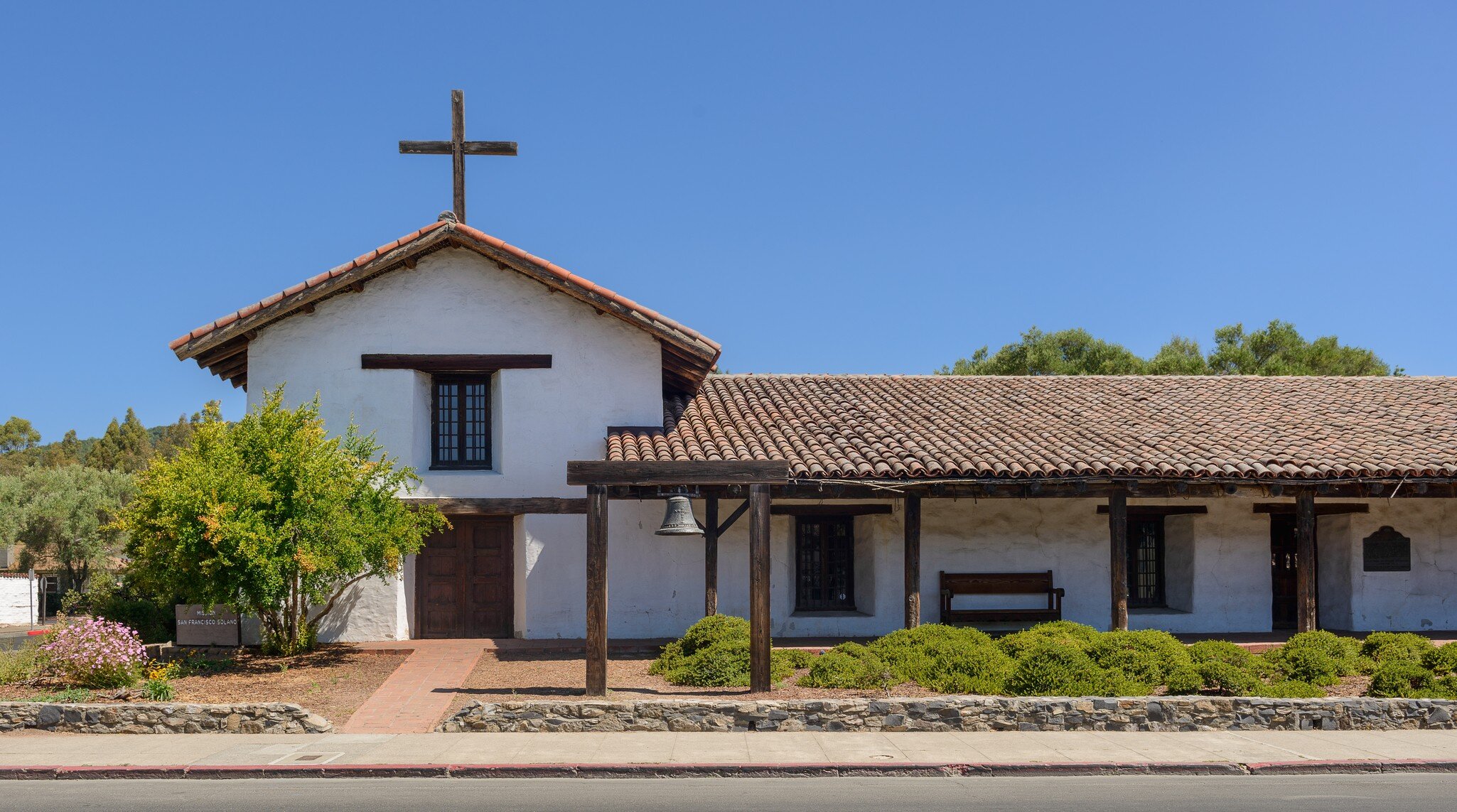 SONOMA, CALIFORNIA - JULY 25: Exterior of the Mission San Francisco Solano on Spain Street on July 25, 2016 in Sonoma, California, License Type: media, Download Time: 2025-08-28T14:33:48.000Z, User: catalinaaragon, Editorial: true, purchase_order: 56530 - Guidebooks, job: Global Publishing WIP, client: Western USA 7, other: CA
