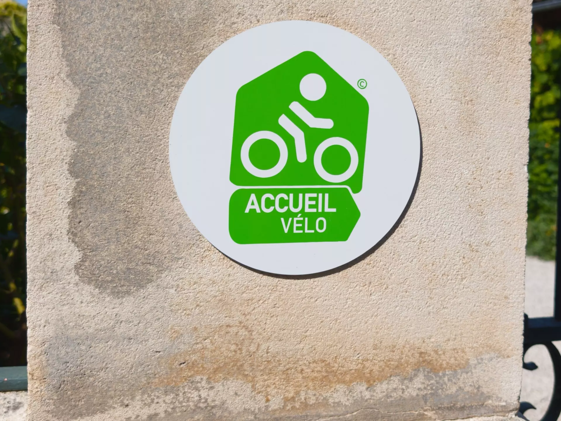 La Rochelle , France - 07 23 2024 : accueil velo logo text and sign brand green label for tourism french bicycle bikers are welcome, License Type: media, Download Time: 2025-10-08T19:41:03.000Z, User: mvm_lonelyplanet, Editorial: true, purchase_order: 56530 - Guidebooks, job: France 16 , client: Global Publishing-WIP, other: Virginia Moreno