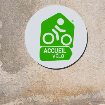 La Rochelle , France - 07 23 2024 : accueil velo logo text and sign brand green label for tourism french bicycle bikers are welcome, License Type: media, Download Time: 2025-10-08T19:41:03.000Z, User: mvm_lonelyplanet, Editorial: true, purchase_order: 56530 - Guidebooks, job: France 16 , client: Global Publishing-WIP, other: Virginia Moreno