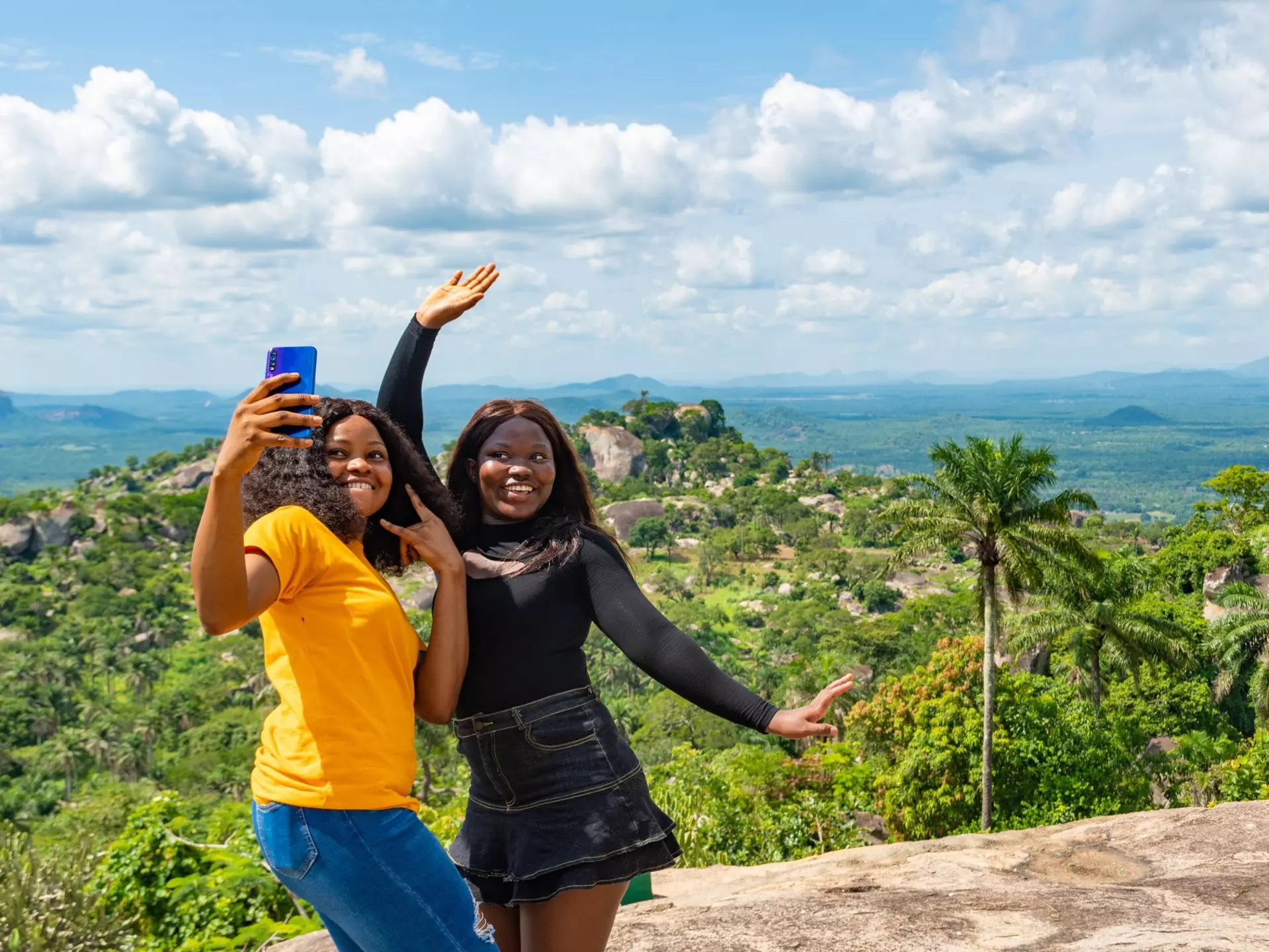 Hiking in Nigeria means some wonderful views © i_am_zews / Shutterstock