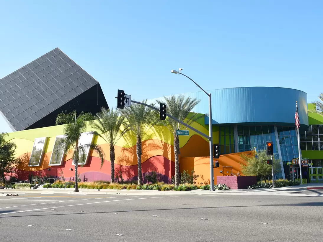 IRIVNE, CA - NOVEMBER 11, 2017: Discovery Cube Orange County. A science museum in Santa Ana, California, with more than 100 hands-on exhibits.; Shutterstock ID 1941842008;