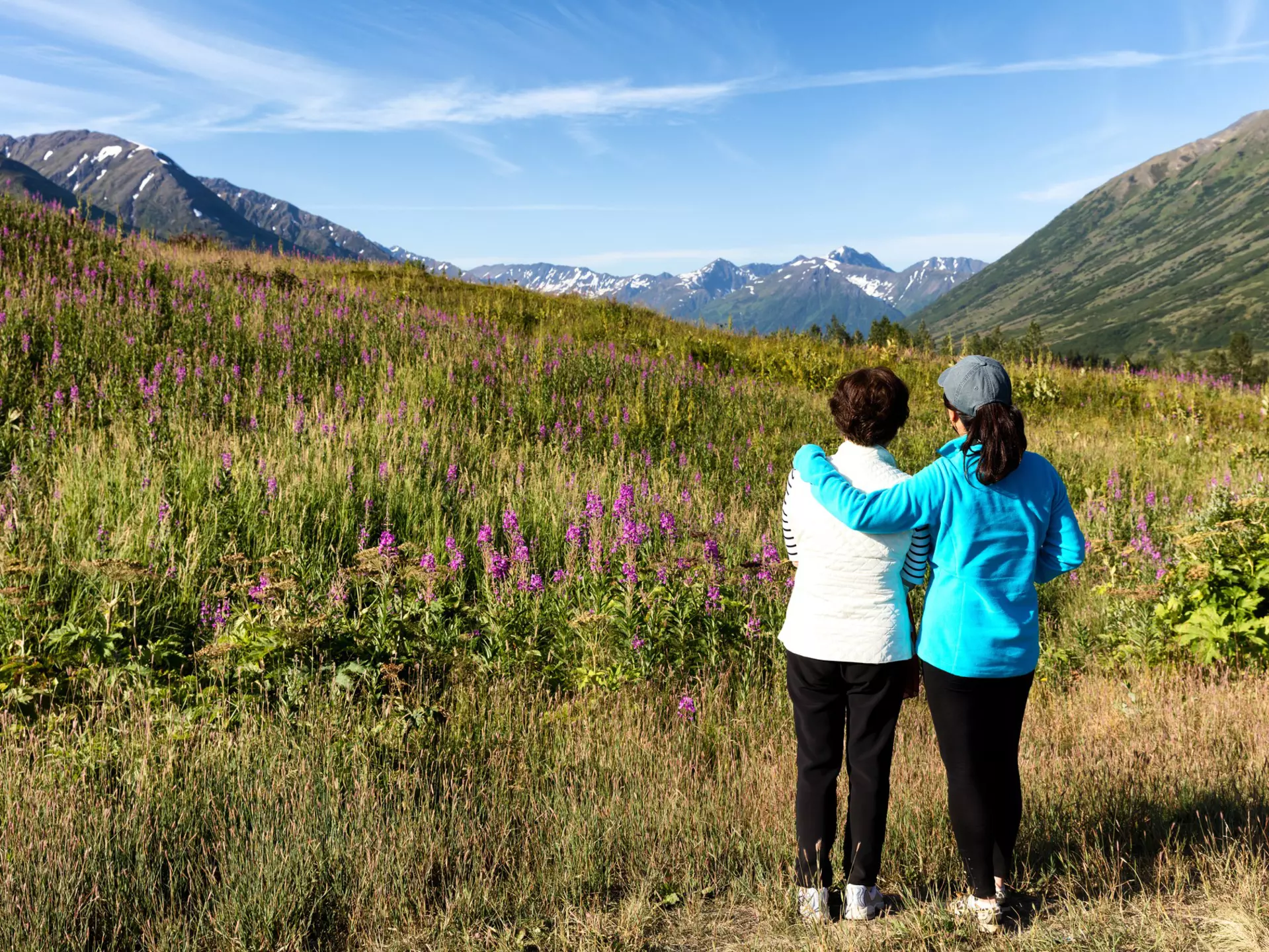 From epic hikes in summer to long winter nights illuminated by the northern lights, here's when to visit Alaska © tab62 / Shutterstock