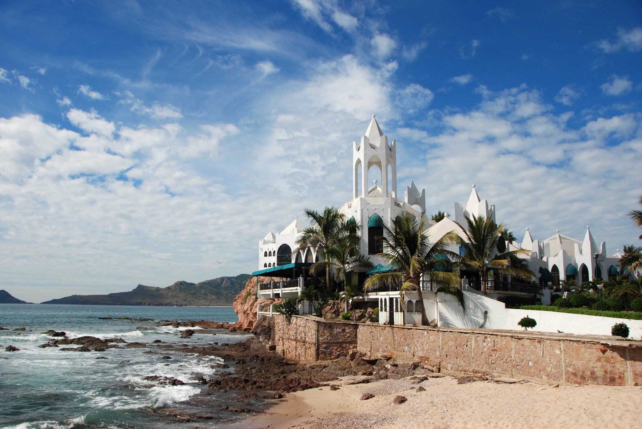 Buildings,Mazatlan, Coastline, water, ocean, pacific, architecture, cafe, bar, restaurants, spanish ,islands, palm trees