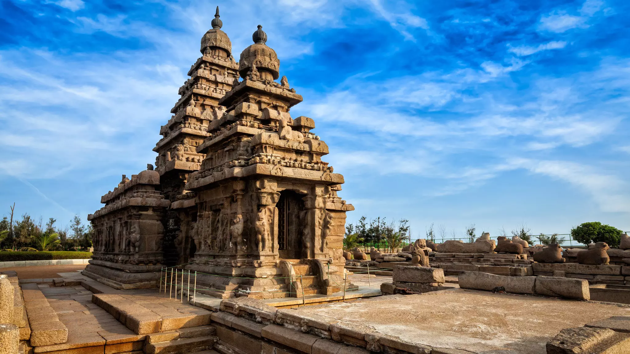 The shore temples of  Mamallapuram (Mahabalipuram), Tamil Nadu. f9photos/Shutterstock