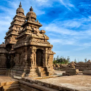 The shore temples of  Mamallapuram (Mahabalipuram), Tamil Nadu. f9photos/Shutterstock
