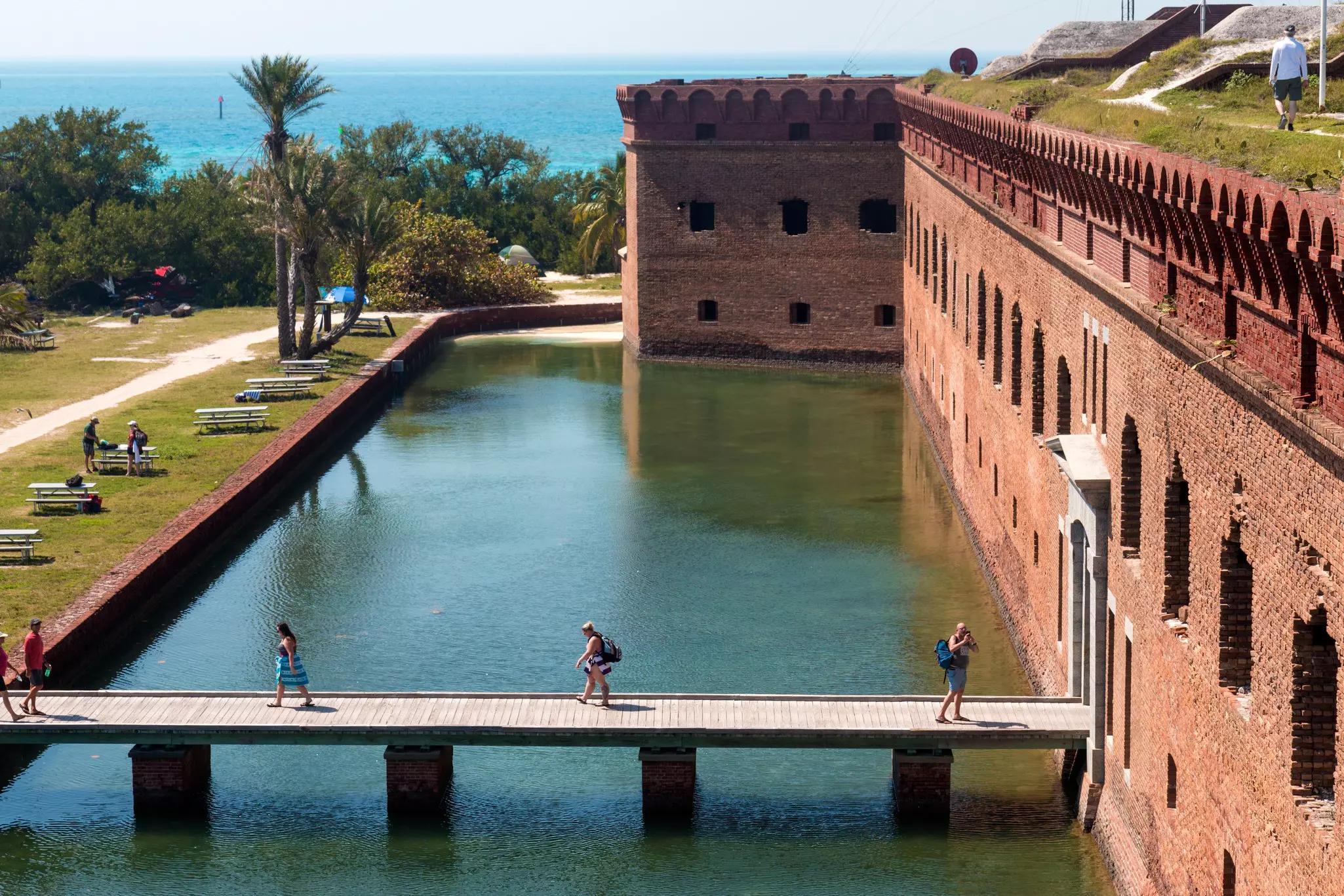 Landscape view of the outside of Fort Jefferson during the day in Dry Tortugas National Park (Florida).