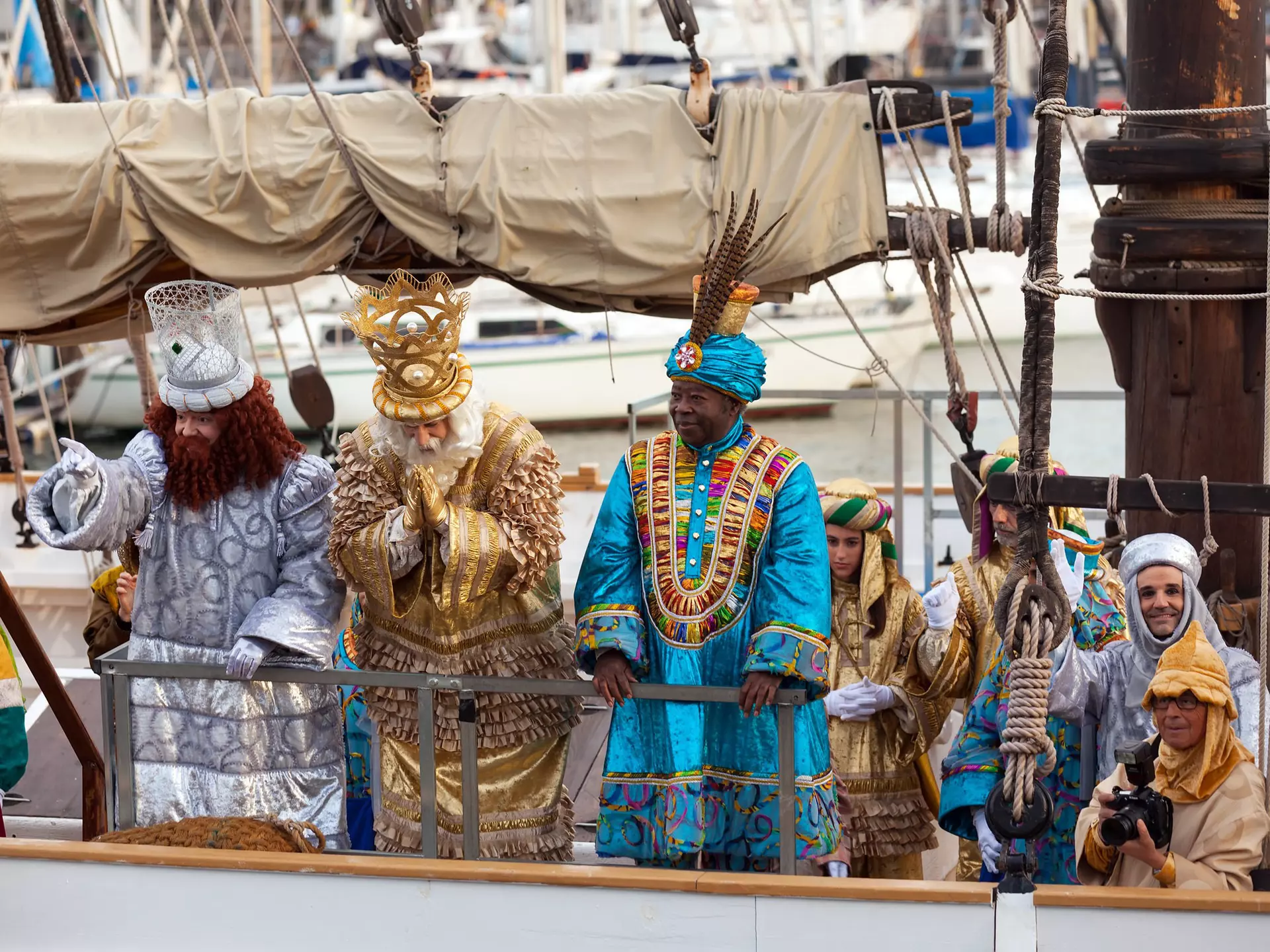 In Barcelona the Three Kings arrive by boat. Iakov Filimonov / Shutterstock