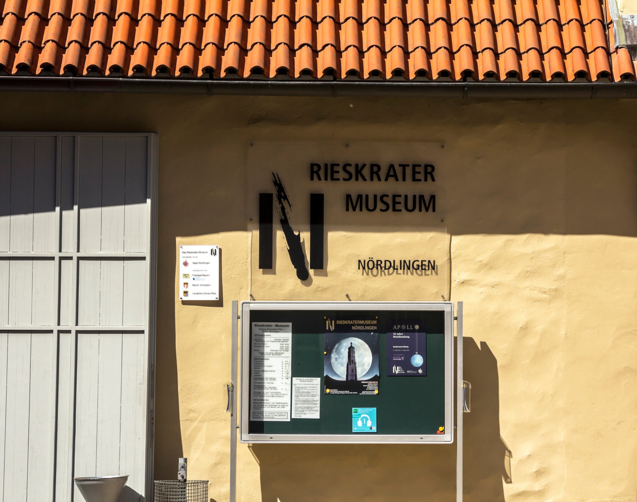 Facade of the Ries Crater Museum.