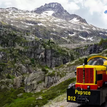 The Train d’Artouste through the Pyrenees is the highest train in Europe © Christopher GJ Cooley / Lonely Planet
​