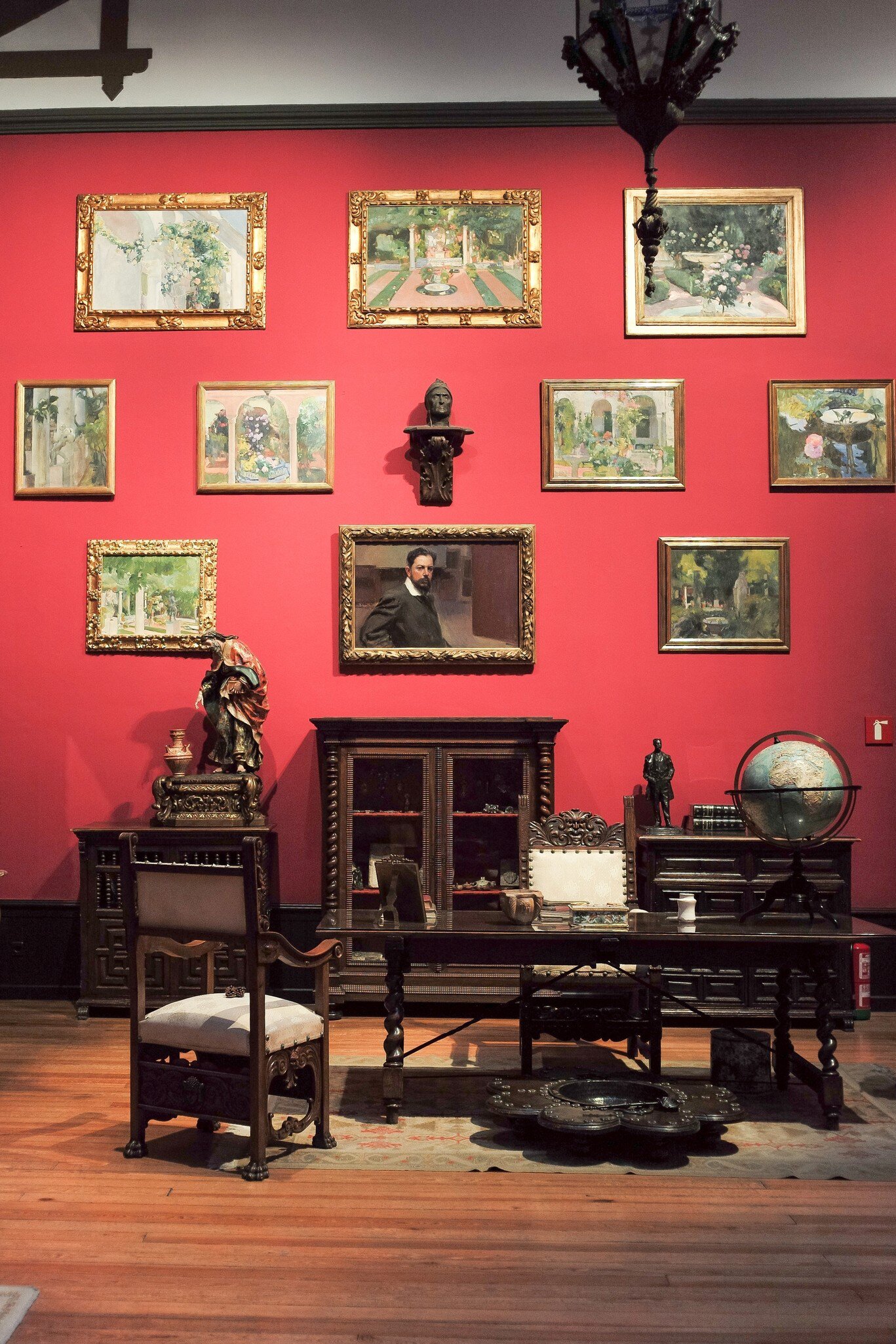 View of the exhibition at the Museo Sorolla in Madrid, Spain.