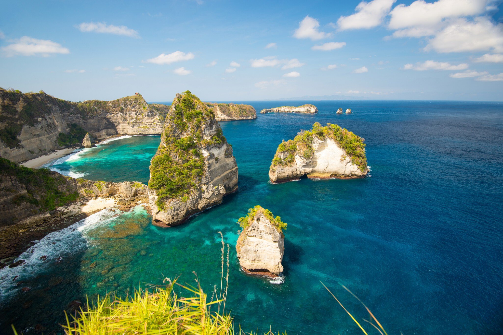 Thousand Island Viewpoint - Nusa Penida, Indonesia, Bali.; Shutterstock ID 2041311575; your: Erin Lenczycki; gl: 65050; netsuite: Online Editorial; full: Destination