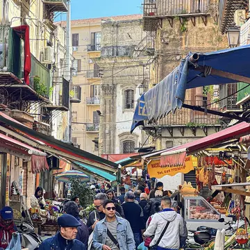 Palermo’s fabled, ever-crowded Mercato del Ballarò. Eric Isselee/Shutterstock