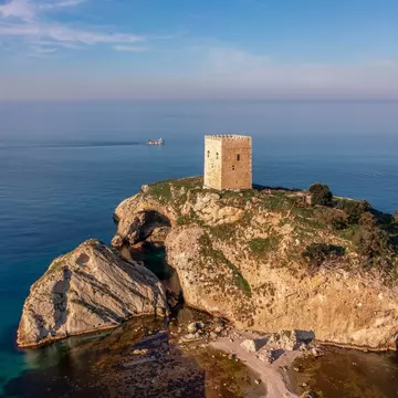The coastline near Şile on the Black Sea, Türkiye. Kenan TALAS/Shutterstock