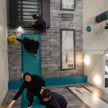 Zagreb, Croatia March 24,   2025 Teens explore mirror tricks at the Museum of Illusions., License Type: media, Download Time: 2026-02-04T20:46:25.000Z, User: LP_YKhanna, Editorial: true, purchase_order: 65050 - Digital Destinations and Articles, job: LP, client: App Content, other: Yuvraj Khanna