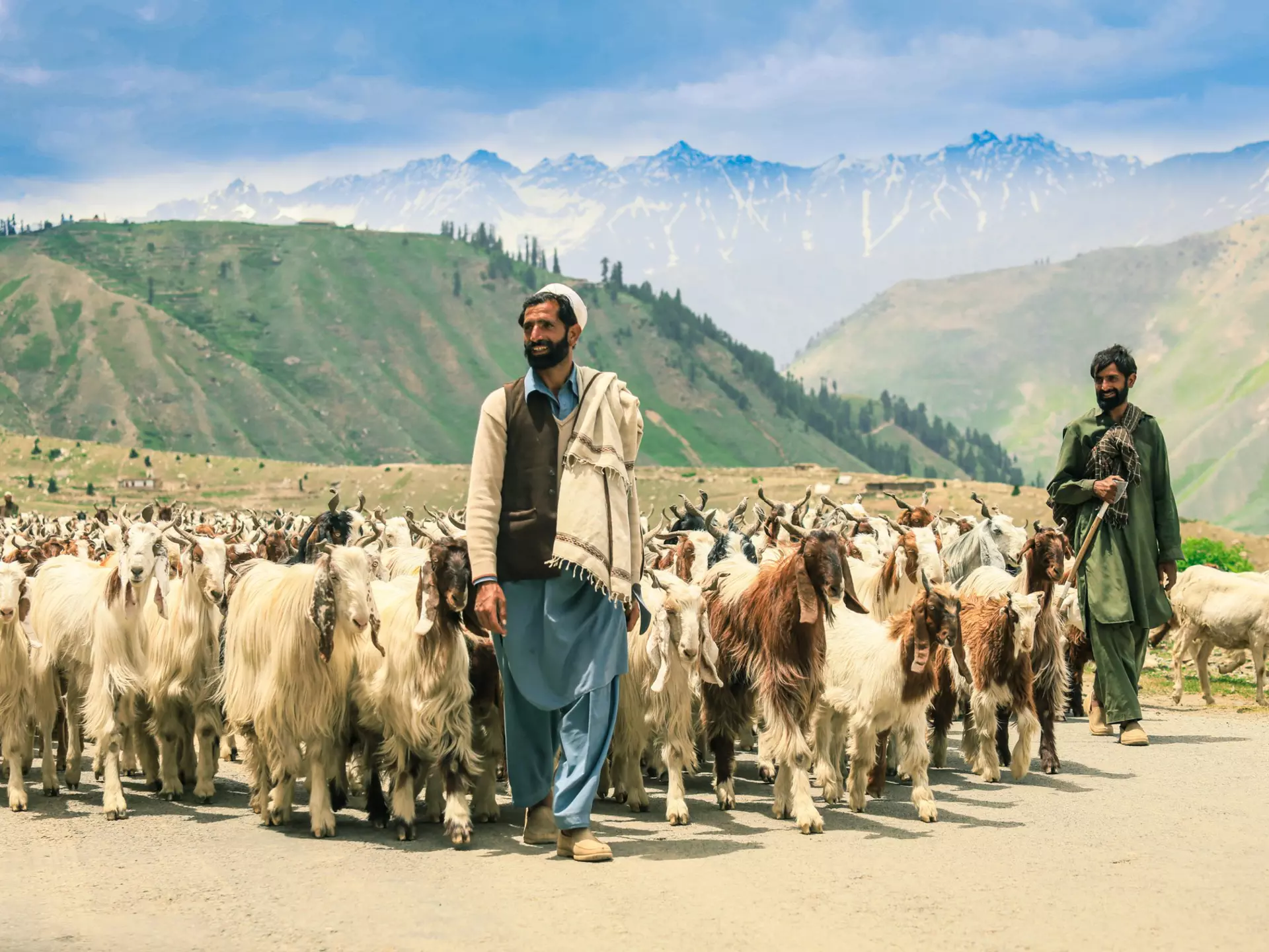 Expect a warm welcome from locals as you travel around Pakistan © Dave Primov / Shutterstock
