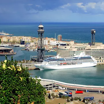 Cruise ships will now call at a port some 30 minutes from Barcelona’s city center © Miguel Zagran / Shutterstock
