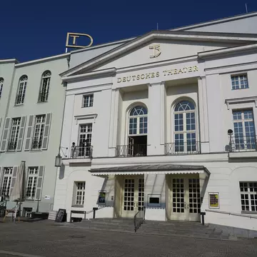 Berliner Ensemble 8.jpg