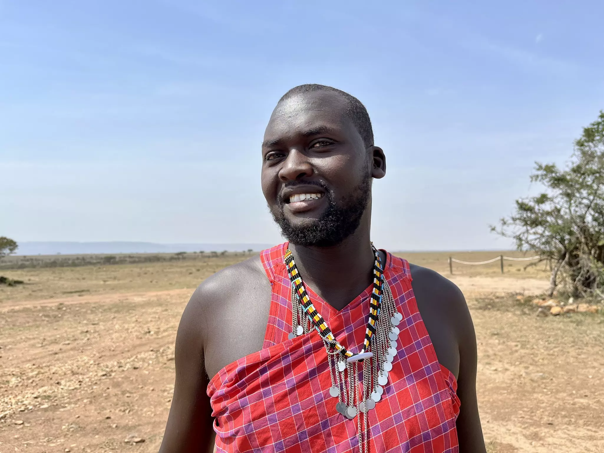 Guide Steve Nkumum © Lola Mendez