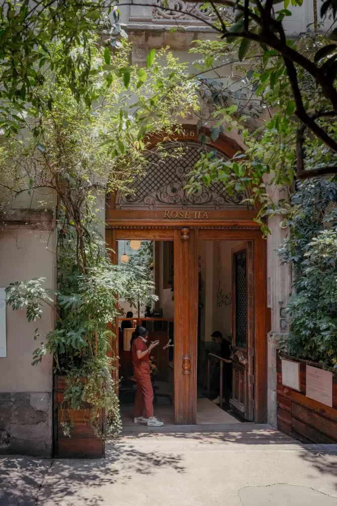 The entrance to Rosetta, a restaurant in Roma Norte. 
