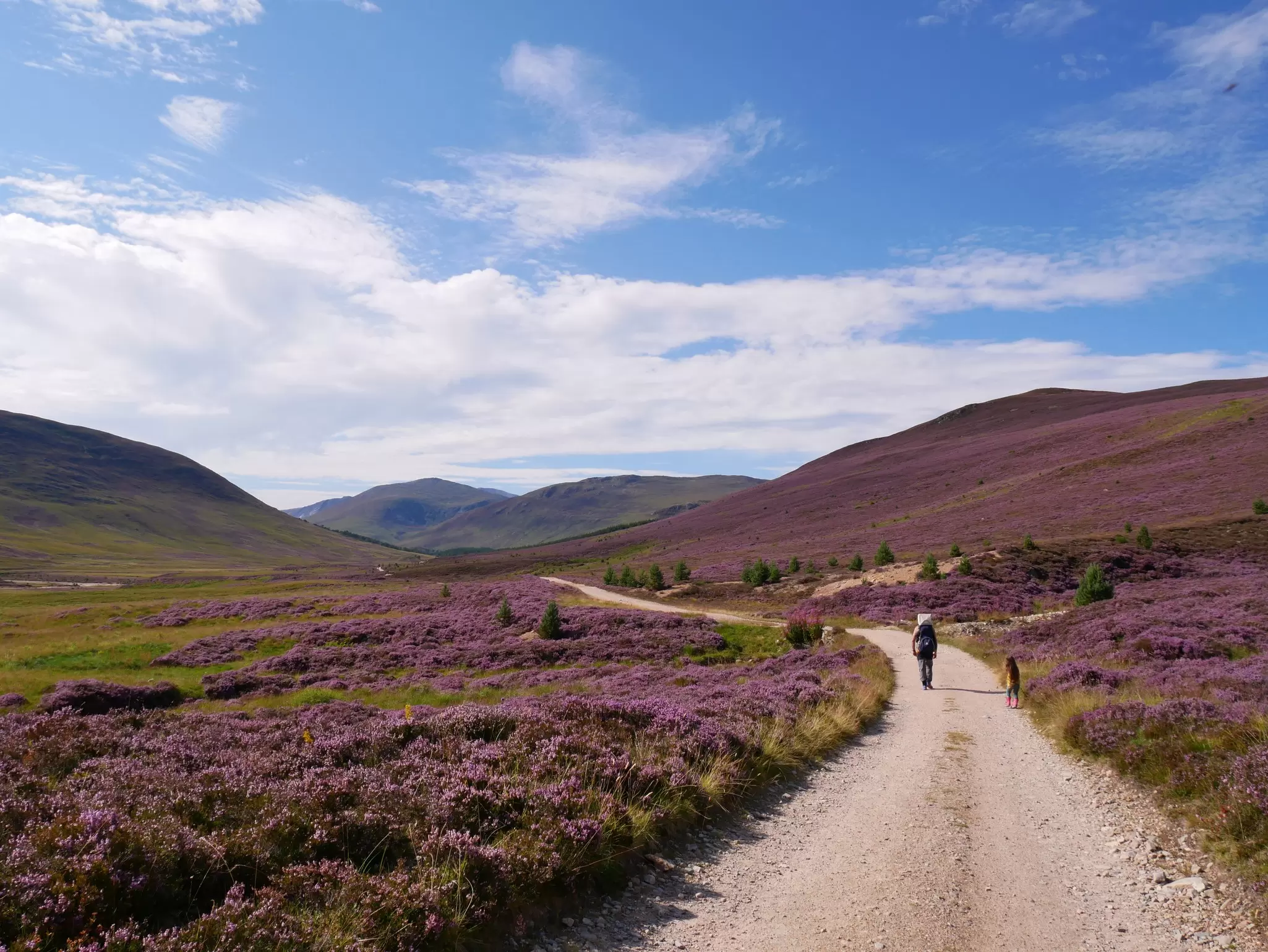 Summer means long days of sunlight for enjoying outdoors activities in Scotland. Sandra GS fotos/Shutterstock