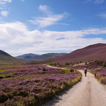 Summer means long days of sunlight for enjoying outdoors activities in Scotland. Sandra GS fotos/Shutterstock