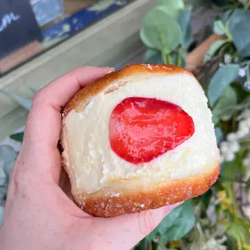 The Korean Milk Donut at Greedy Cow Bakes in Hackney is worth the wait. Meadhbh McGrath for Lonely Planet