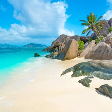 Granite rock formations on Anse Source d’Argent beach, the island of La Digue, Seychelles