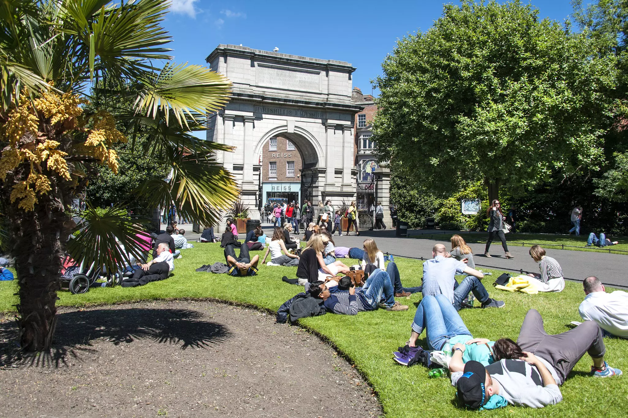 St Stephen's Green next to Fusilier's Arch in Dublin. Rolf G Wackenberg/Shutterstock