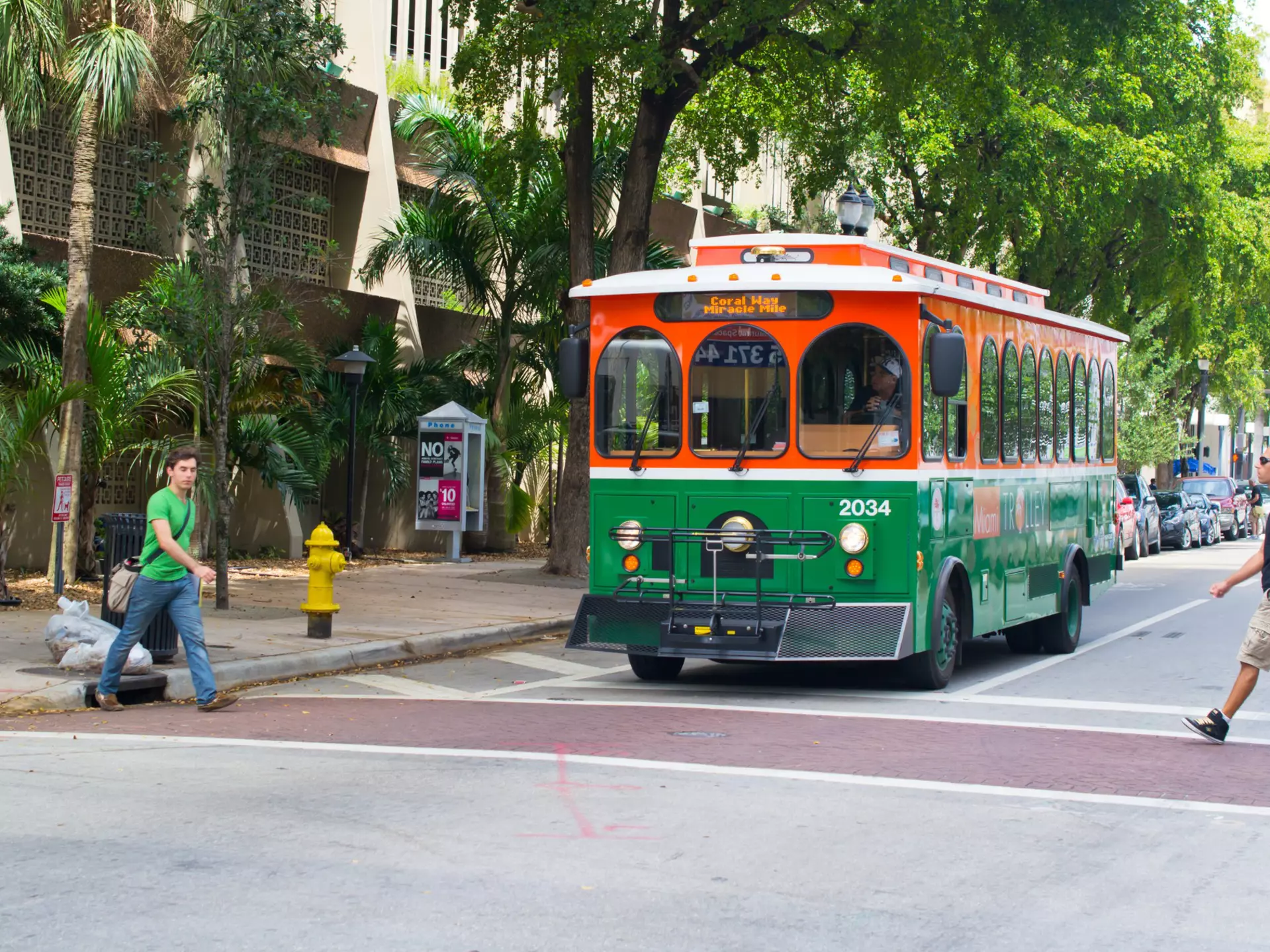 Many visitors choose to rent a car, but with a bit of patience you can also get around Miami using public transportation © Dmitro2009 / iStock Editorial / Getty Images Plus