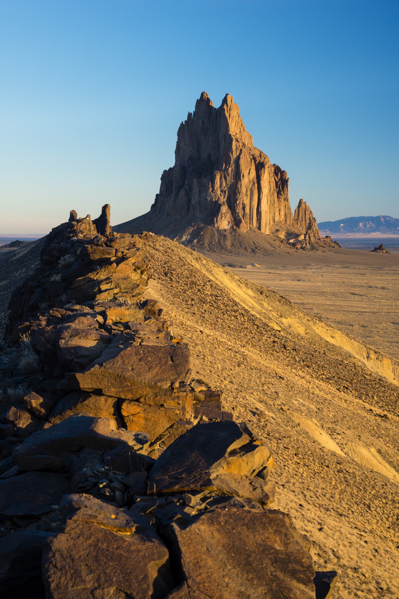 Lonely Planet Traveller Magazine, Issue 49, New Mexico, The truth is out there
2,00m peak of Shiprock rising from desert landscape.
