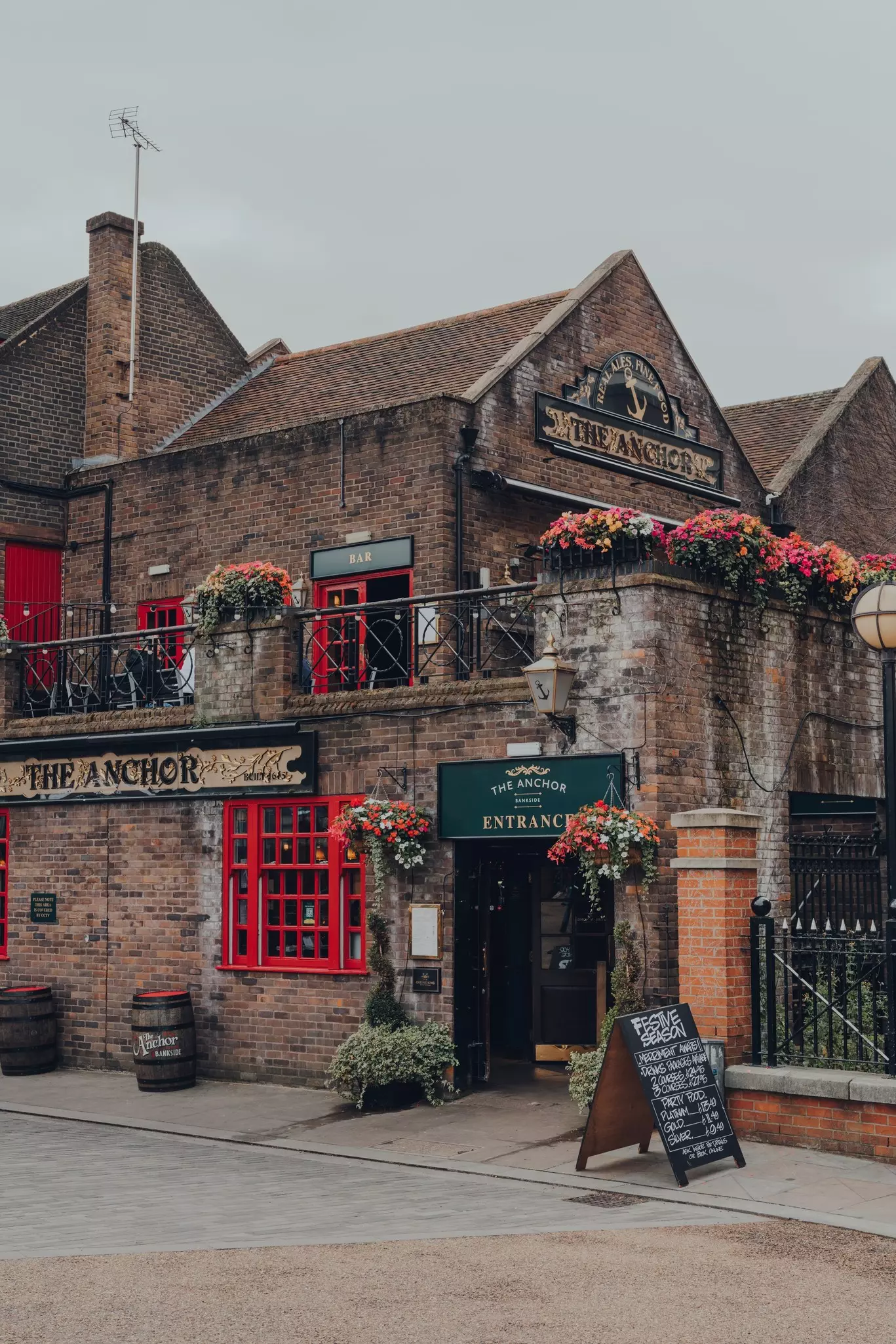 Entrance of the Anchor pub in Bankside, a historic but that is the sole survivor of the riverside inns that existed here in Shakespeares time.