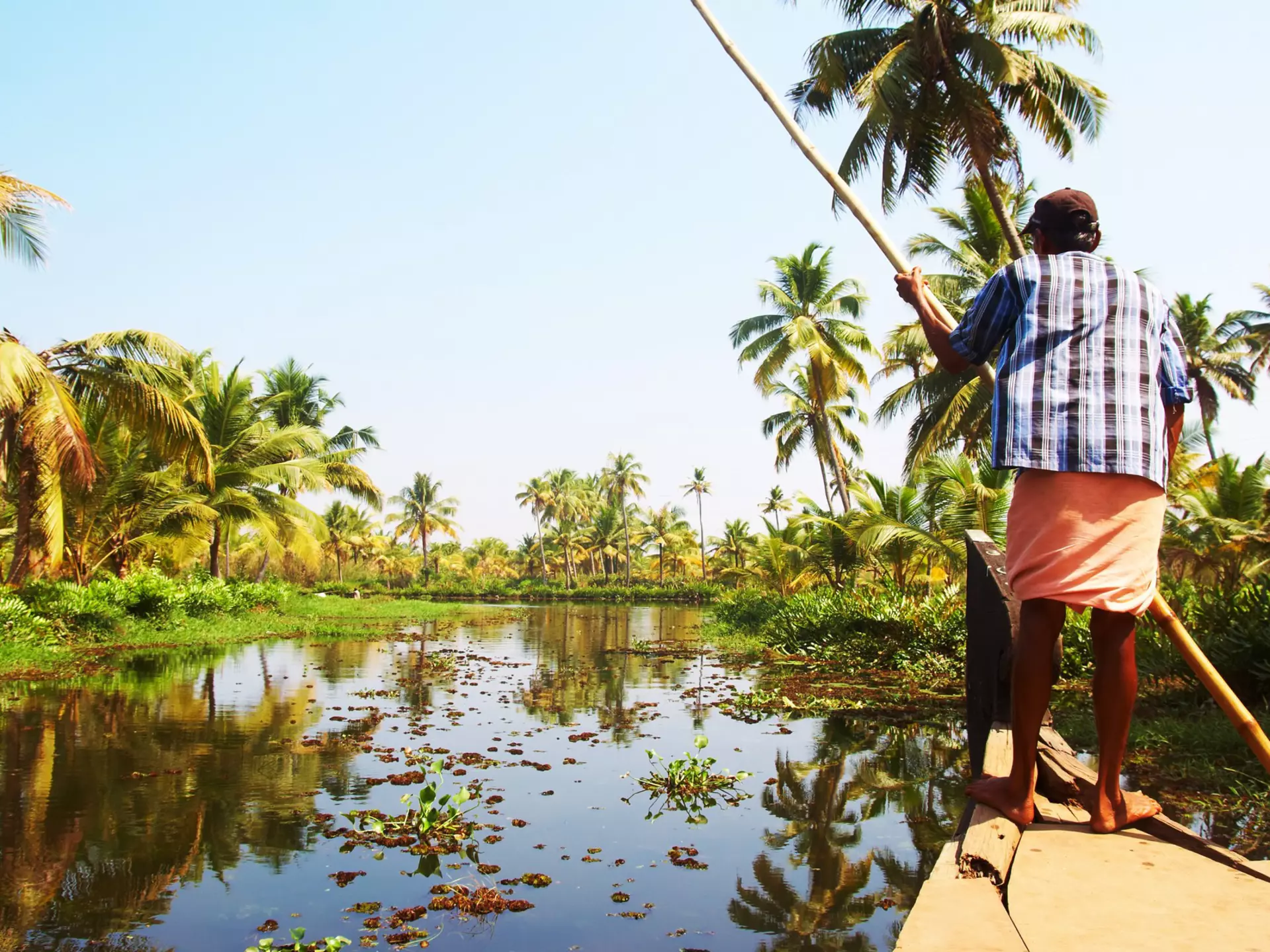 Houseboat tour through the backwaters of Kerala, India
75346945
day, ship, lake, asia, boat, trip, palm, india, green, river, south, canoe, grass, canal, plant, water, cruise, narrow, travel, stream, summer, kerala, indian, beauty, nature, exotic, jungle, aquatic, holiday, village, coconut, country, tourism, journey, tropical, romantic, vacation, navigable, houseboat, transport, landscape, freshwater, backwaters, relaxation, traditional, environment