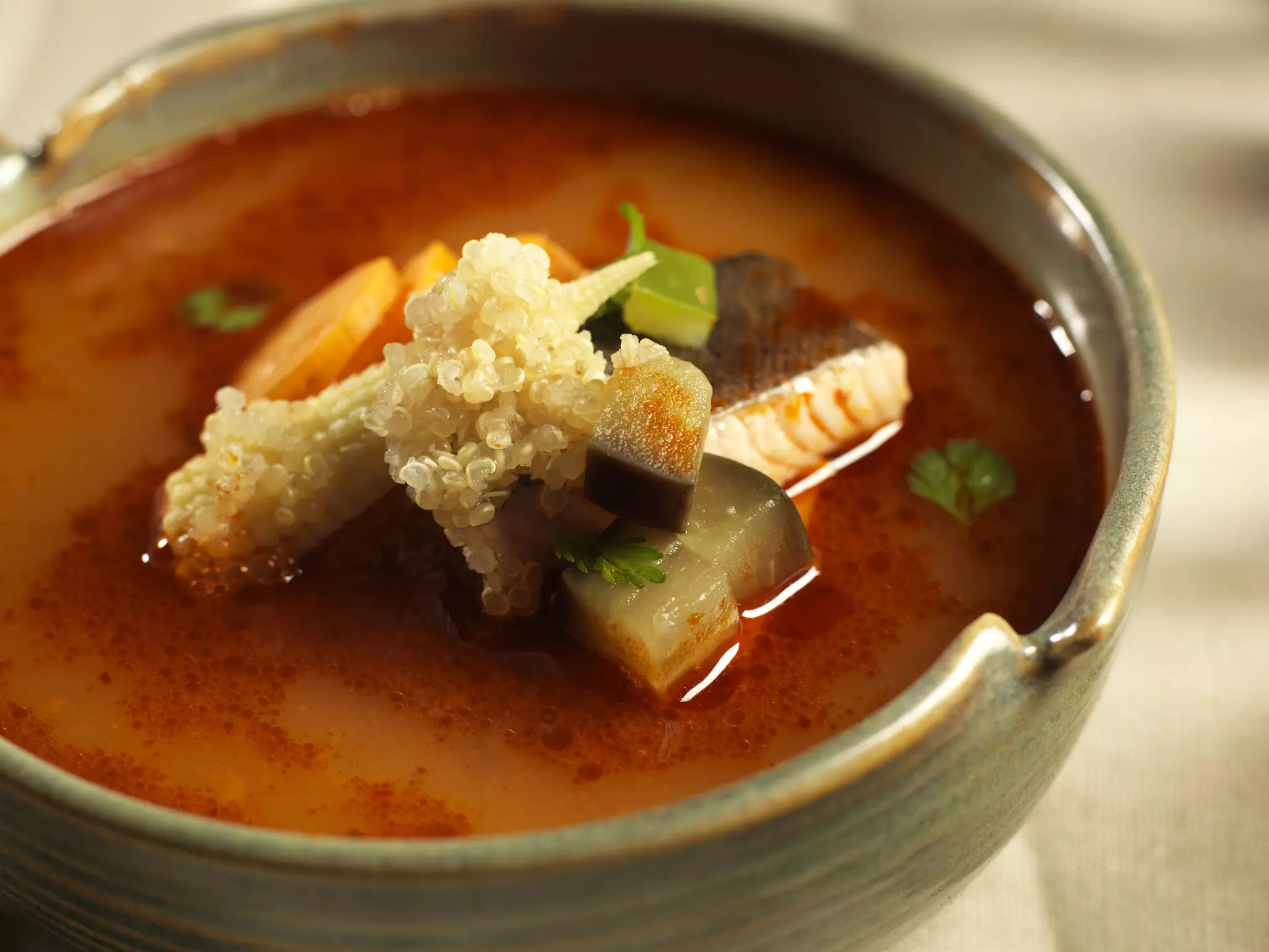 Many locals of the Cusco highlands stick to the Andean diet which is rich in plant-based protein, such as Quinoa soup © Jose Caceres / Photo courtesy of Promperu