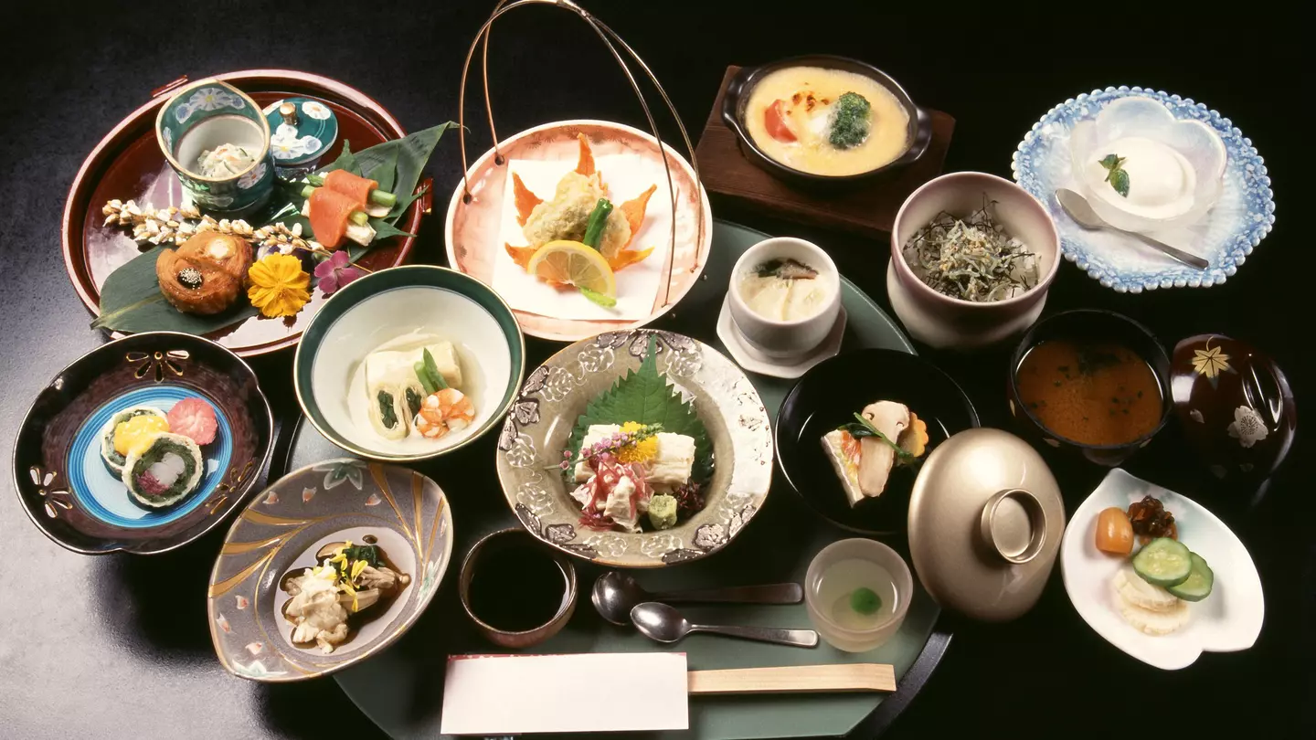 Kaiseki ryōri is a haute cuisine, multi-course dining experience. KPG_Payless / Shutterstock