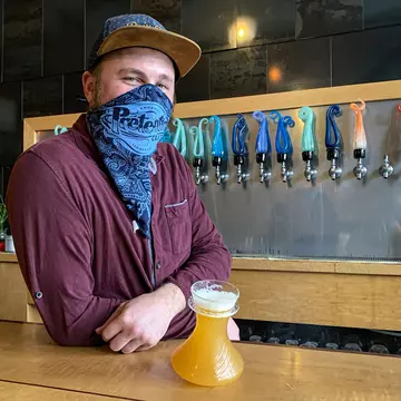 Matthew Cummings, Pretentious Beer Co. and Pretentious Glass Co., Knoxville Tennessee