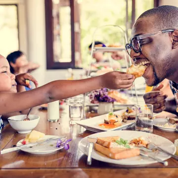 People having brunch at a restaurant