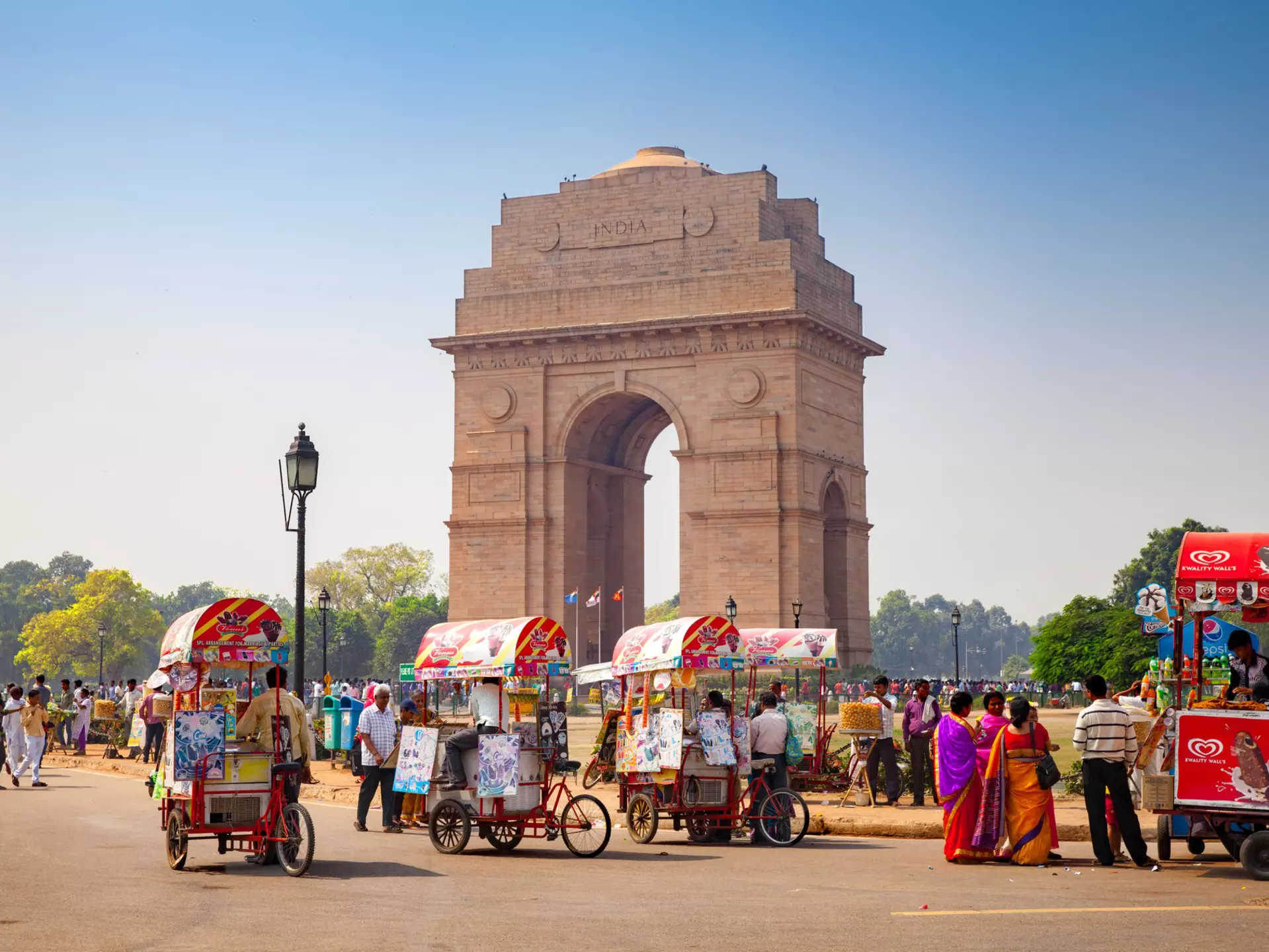 Ice cream sellers in front of the India Gate, New Delhi, India.
