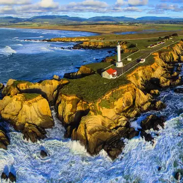 Point Arena Lighthouse in California is the tallest on the US West Coast.