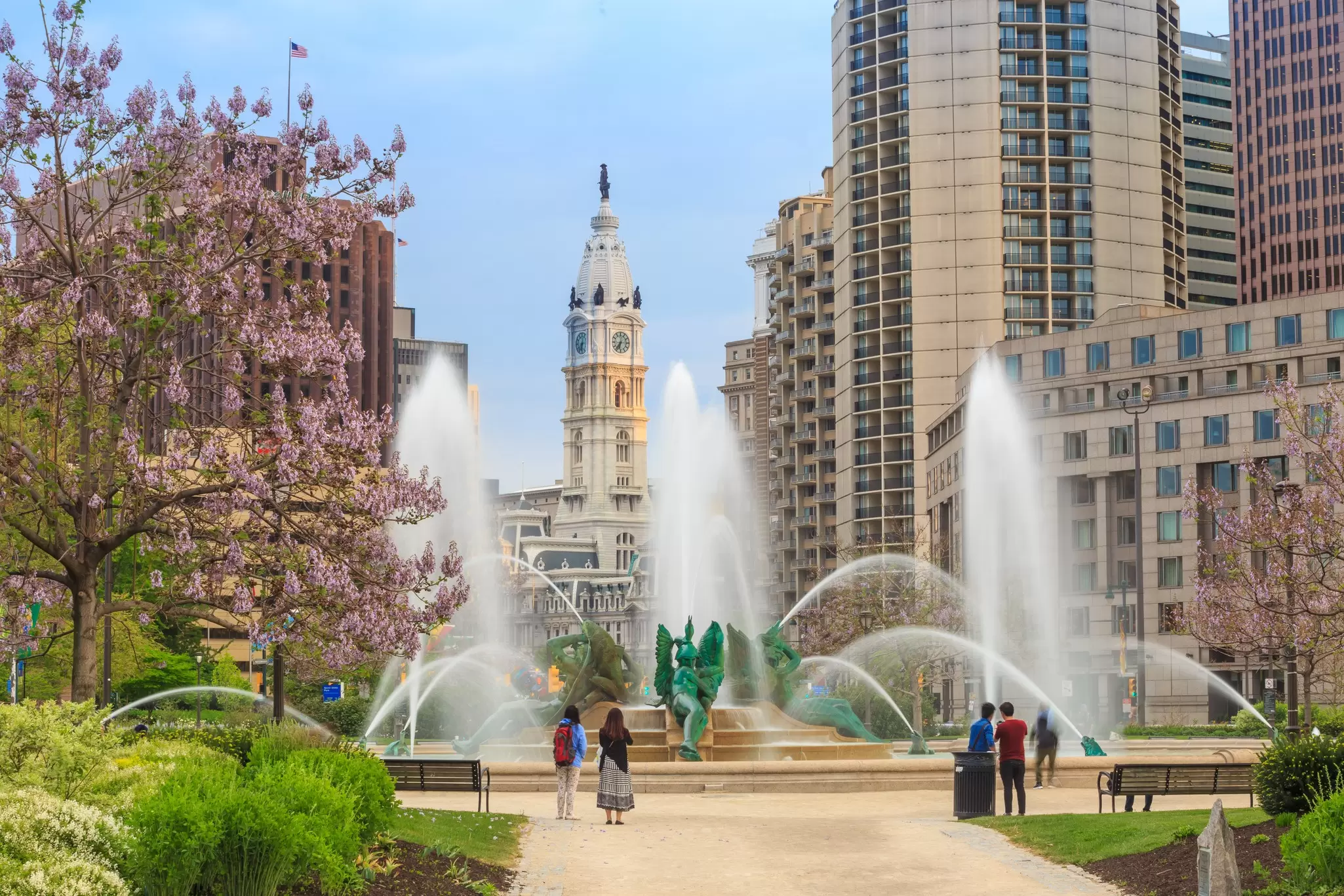 Swann Memorial Fountain and City Hall, Philadelphia, Pennsylvania. f11photo/Shutterstock