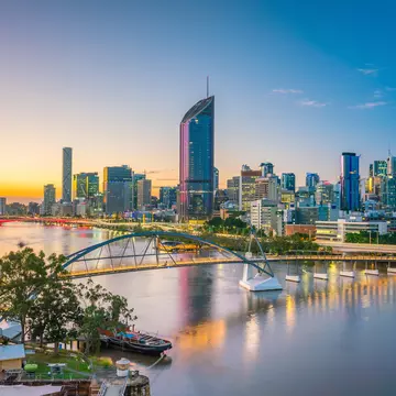 Brisbane's city skyline and river. f11photo / Shutterstock
