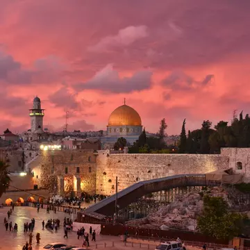 Choose a place to stay in Jerusalem's Old City to be close to the action of Shabbat. Mark Millan / 500px