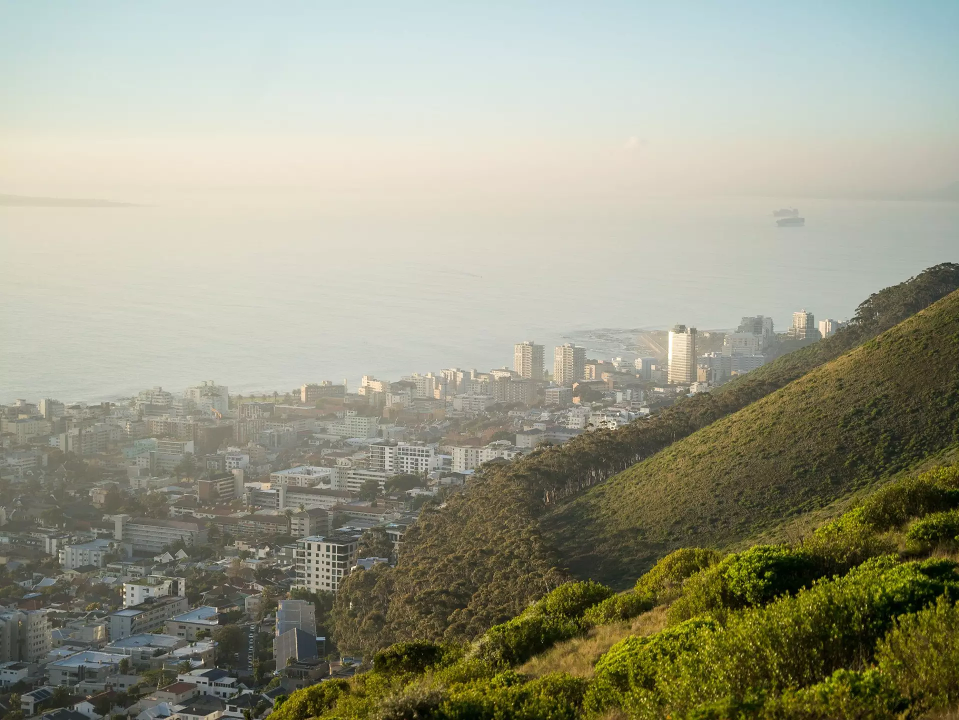 Vistas of Table Mountain, Lion's Head and Signal Hill in Cape Town, South Africa. Pier Nirandara for Lonely Planet