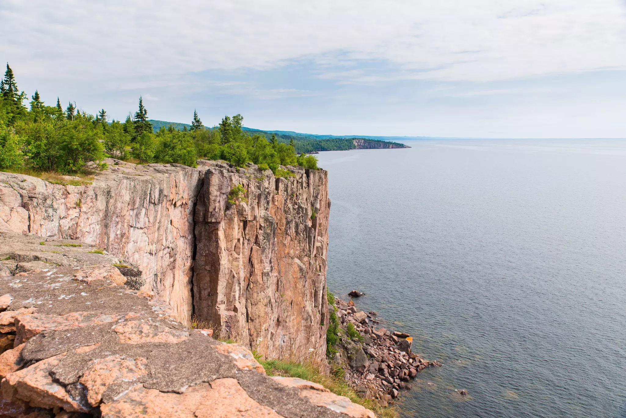 This is the cliff of Palisade Head in the Lake Superior North Shore area of Minnesota.