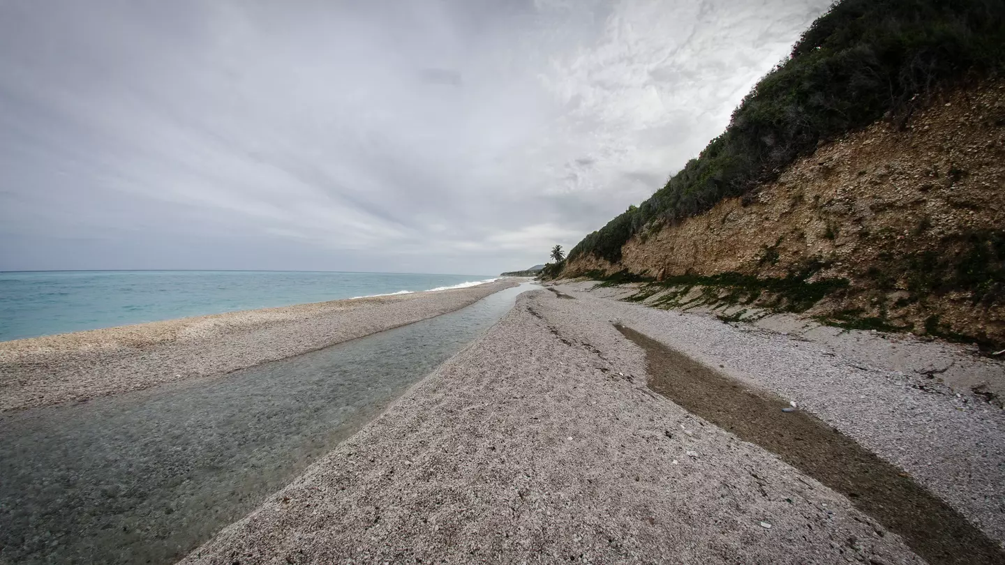 Playa los Patos (Ducks beach) in the province of Barahona in the Dominican Republic offers hiking opportunities
