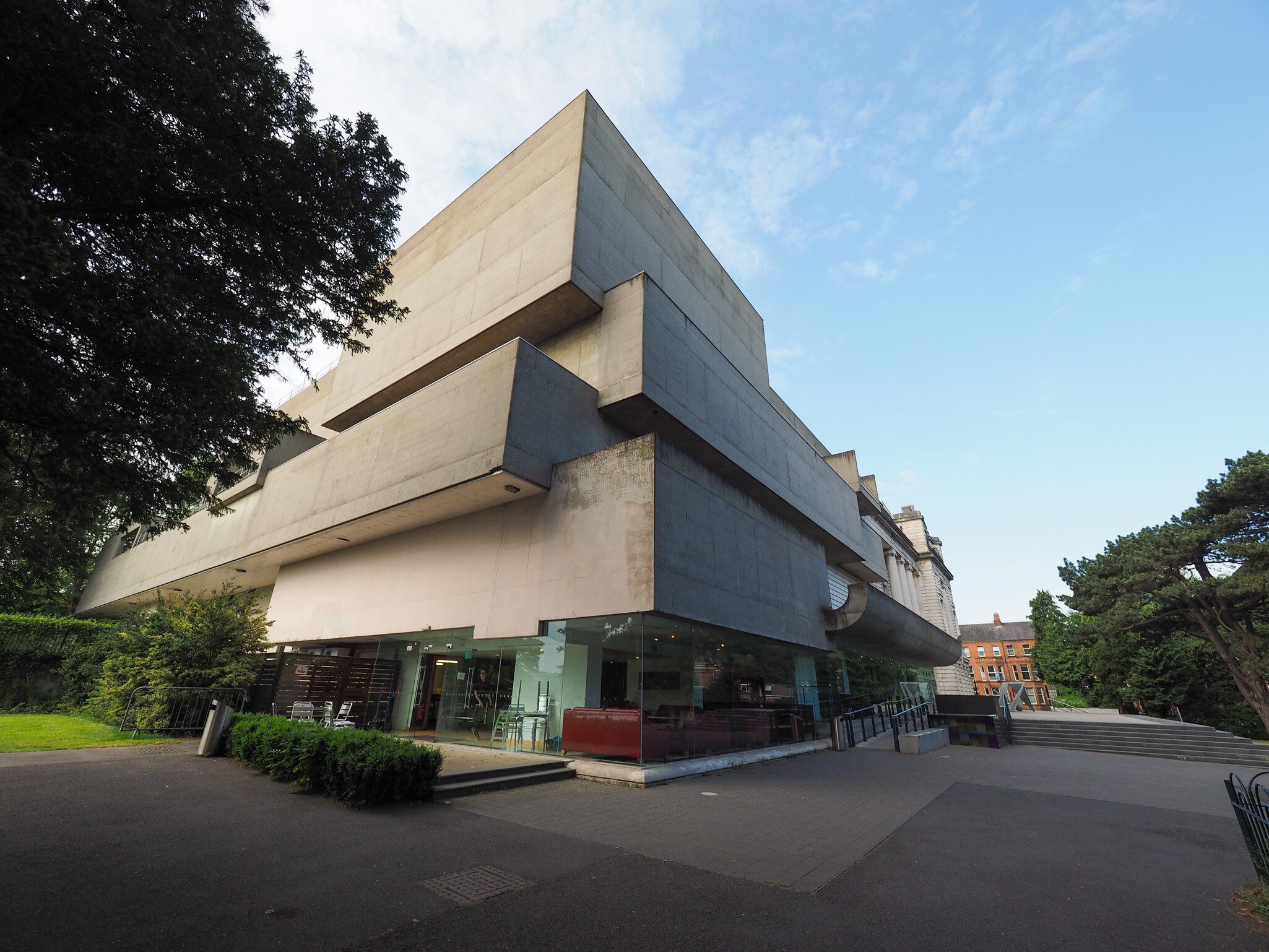 Wide-angle exterior of the Ulster Museum in Belfast, Ireland. 
