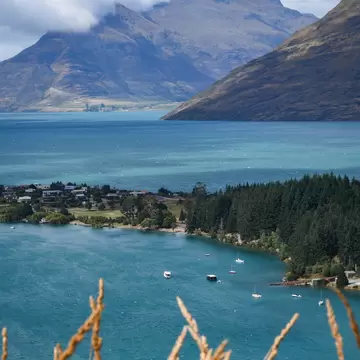 View from afar of New Zealand's beautiful Lake Wakatipu in Queenstown.