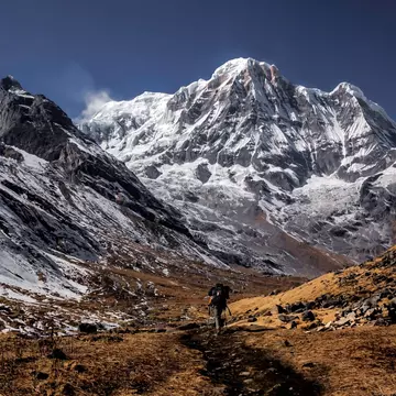 We can help you choose between the Everest Base Camp and Annapurna Circuit treks in Nepal © Russ Nordstrand / 500px