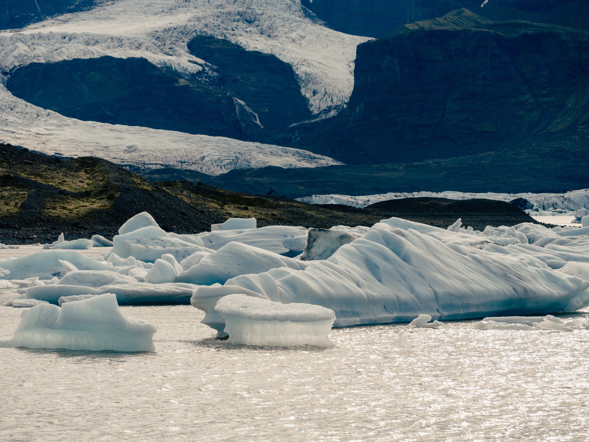 Fjallsárlón
ICELAND RING ROAD ITINERARY 2025
Fjallsárlón Lake and Lagoon
